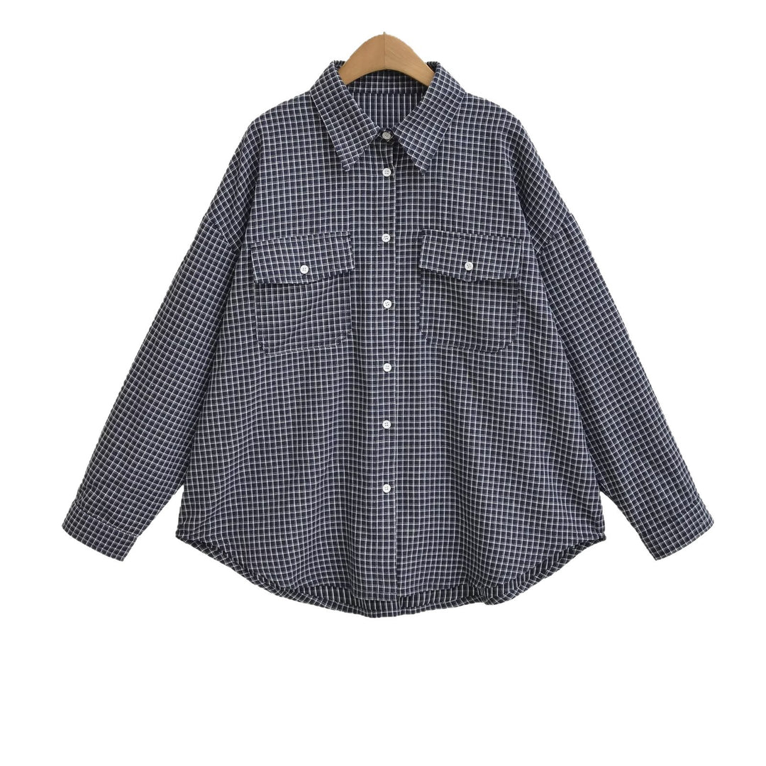 Checkered blouse for women with double breast pockets and classic collar Lune London