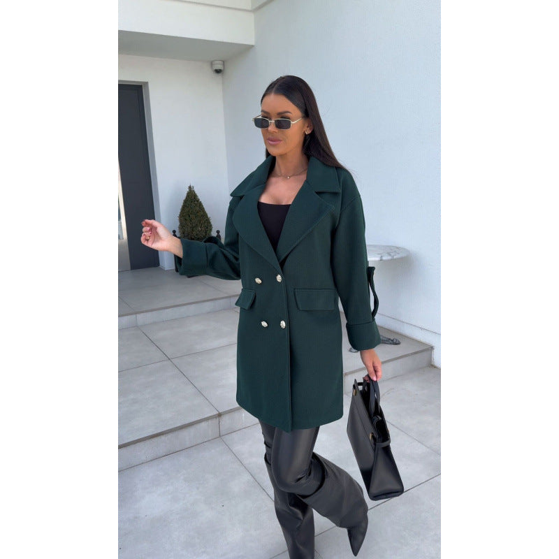 Oversized cotton blazer for women with double-breasted buttons and practical pockets Lune London