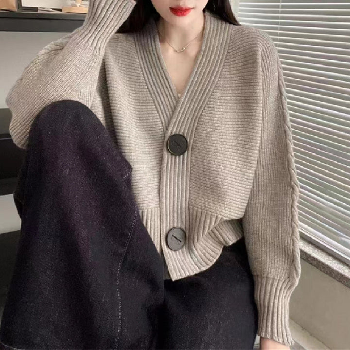 Cozy knit cardigan for women with a loose fit and large buttons Lune London
