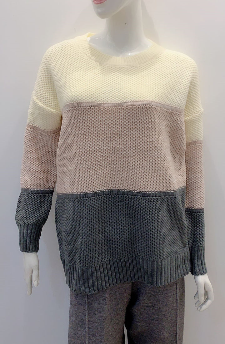 Knit sweater for women with a casual color block design Lune London