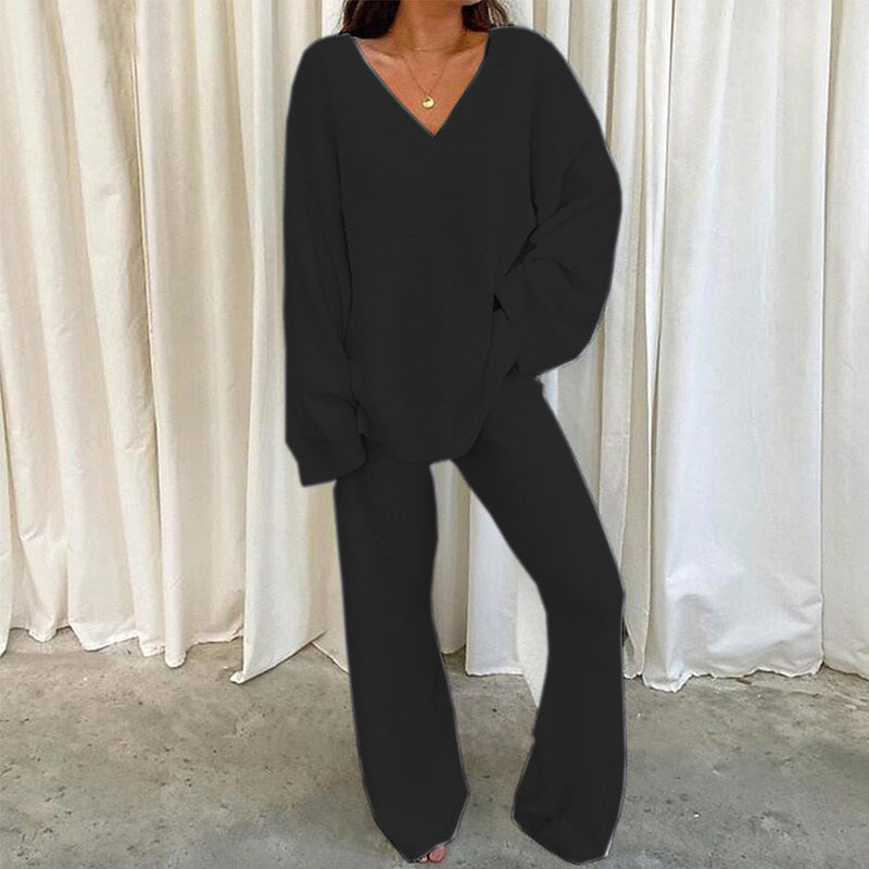 Ladies comfortable V-neck knitted jumpsuit with wide leg Lune London
