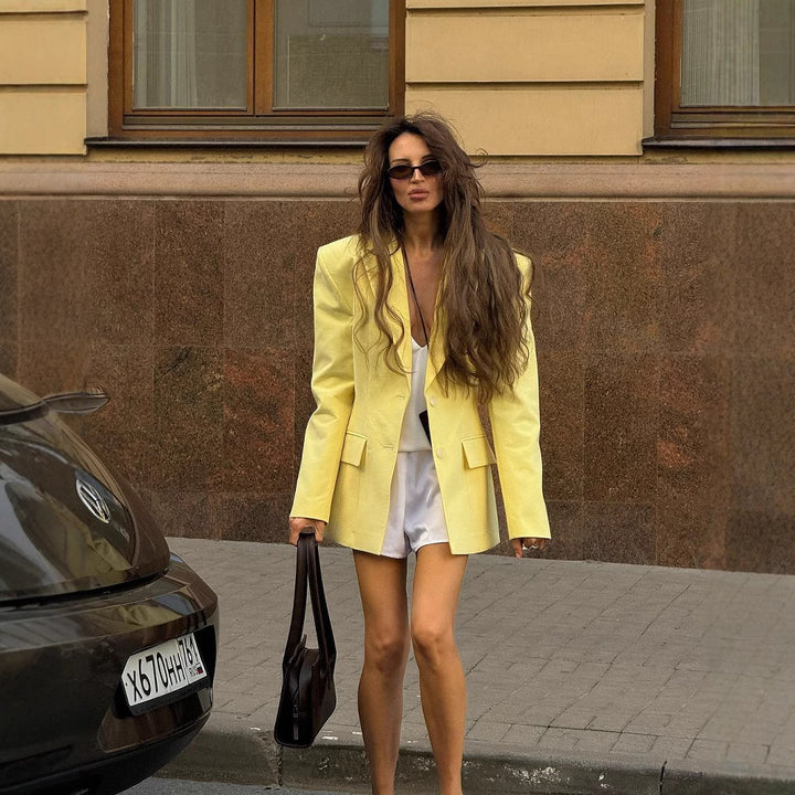 Women's oversized elegant blazer with deep lapels Lune London