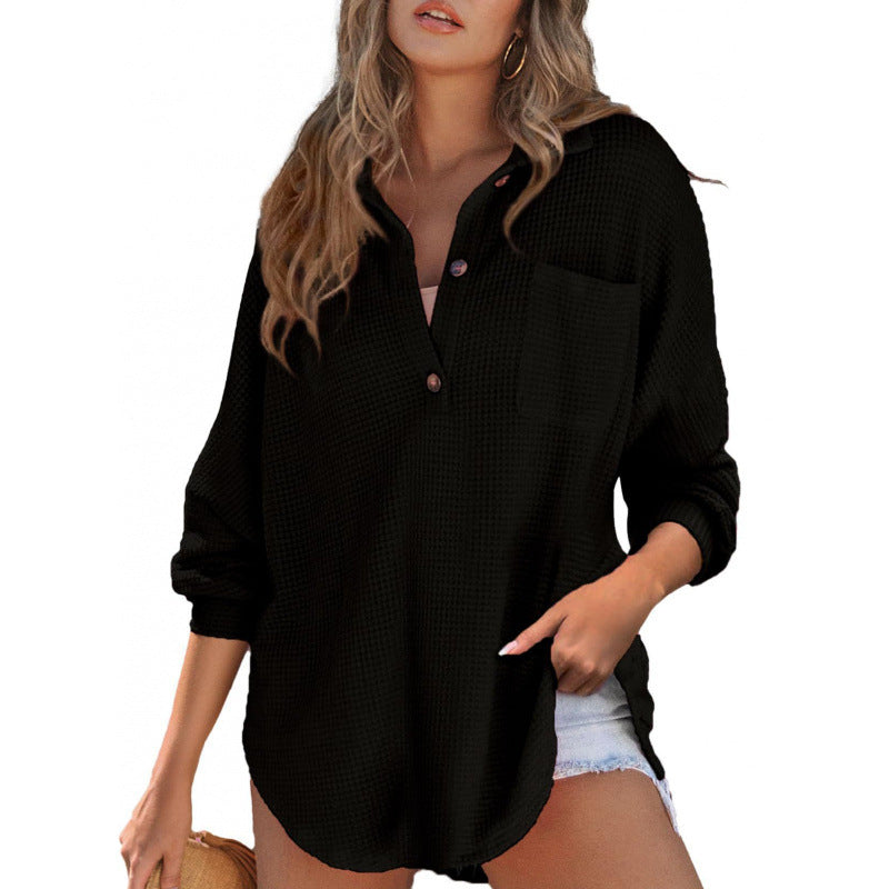 Casual waffle t-shirt for women with mock collar and buttons Lune London