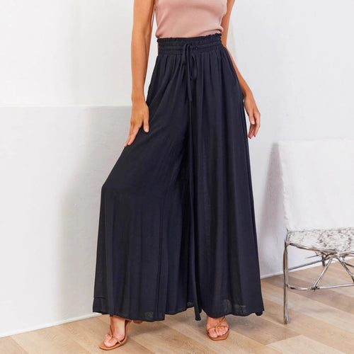 Loose summer pants for women with elastic waistband and pockets Lune London