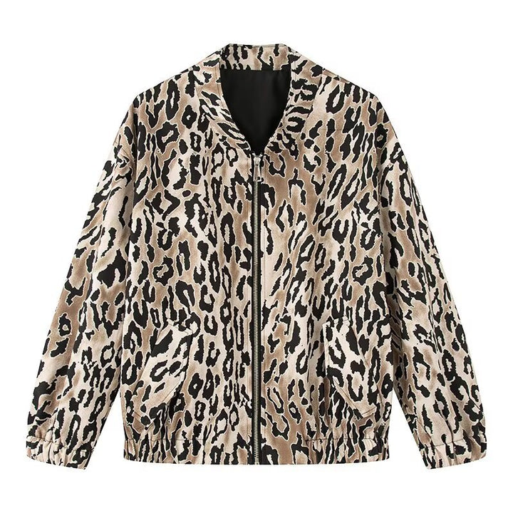 Veste bomber féminine à la mode avec un imprimé léopard saisissant Chic & Stil