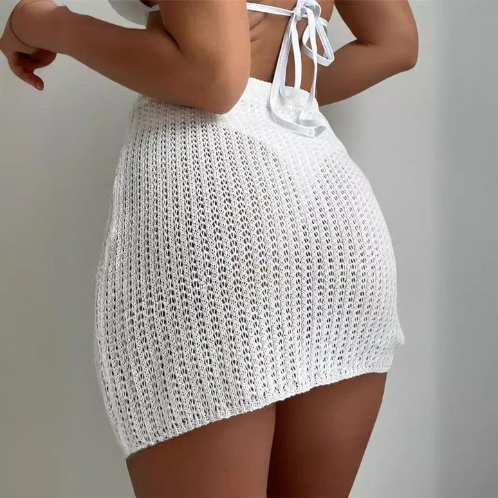 Elegant beach dress for ladies with refined gathered elements and practical cords Lune London
