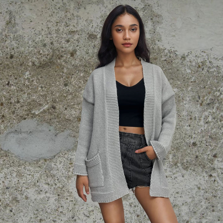 Ladies Large Knit Cardigan with large pockets and open design Lune London