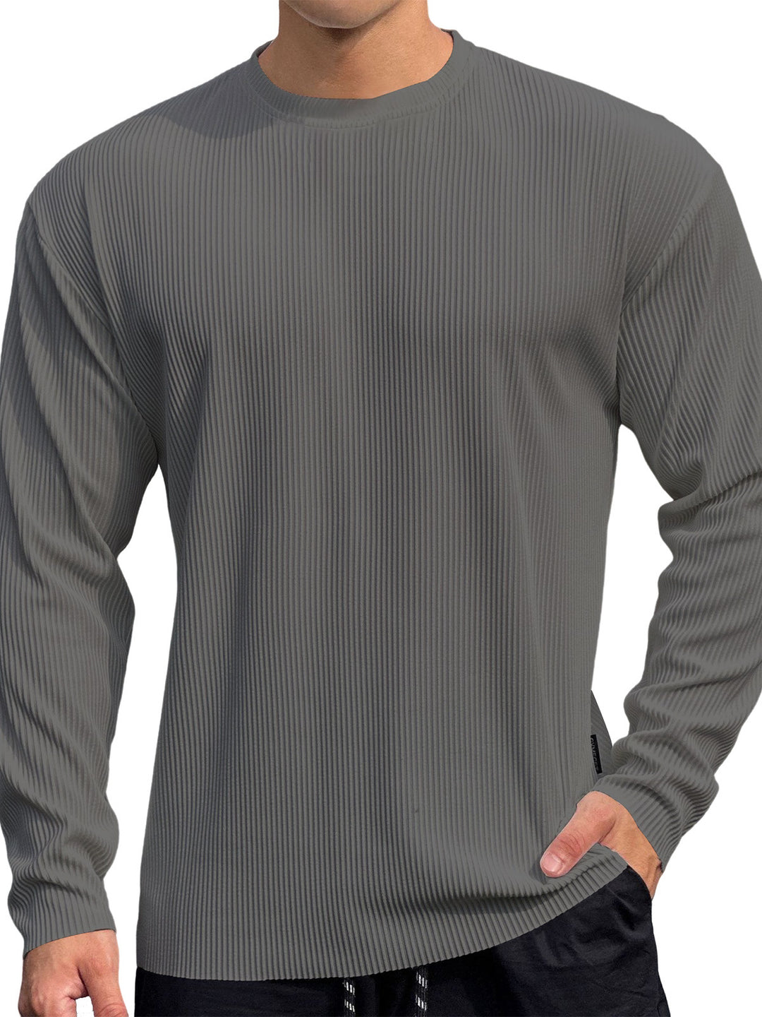 Fine knit pullover for men with textured rib pattern Lune London