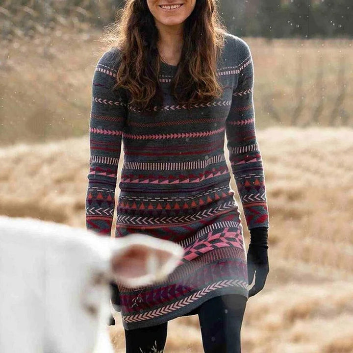 Robe femme en tricot avec motif nordique ludique et col montant Chic & Stil