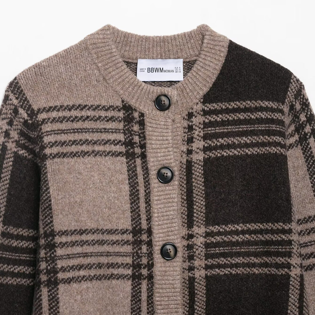 Casual checked knitted jacket for ladies with button closure Lune London
