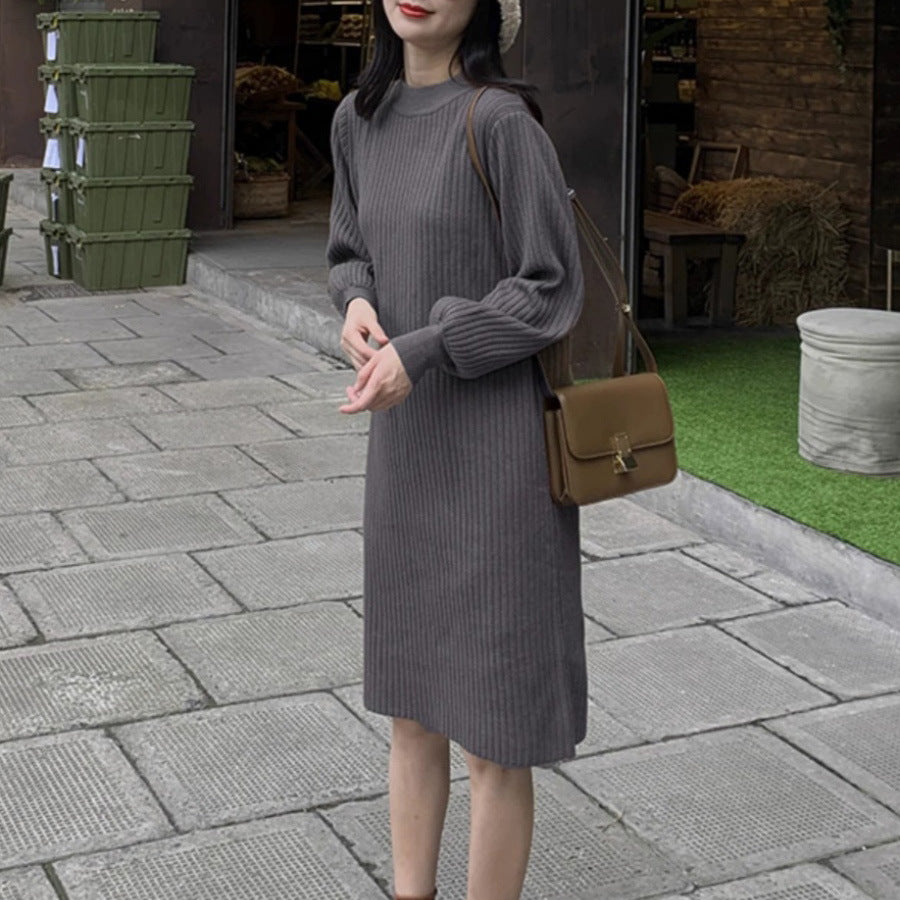 Elegant knitted dress for women with vertical ribbed design Lune London