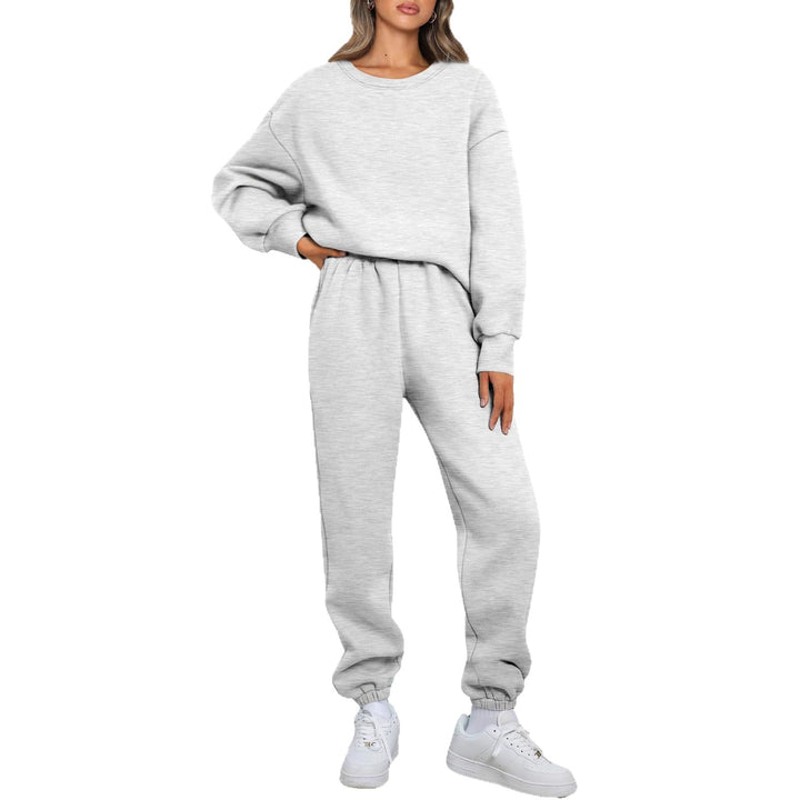Women's comfortable leisure suit with oversized cut and elastic waistband Chic & Stil