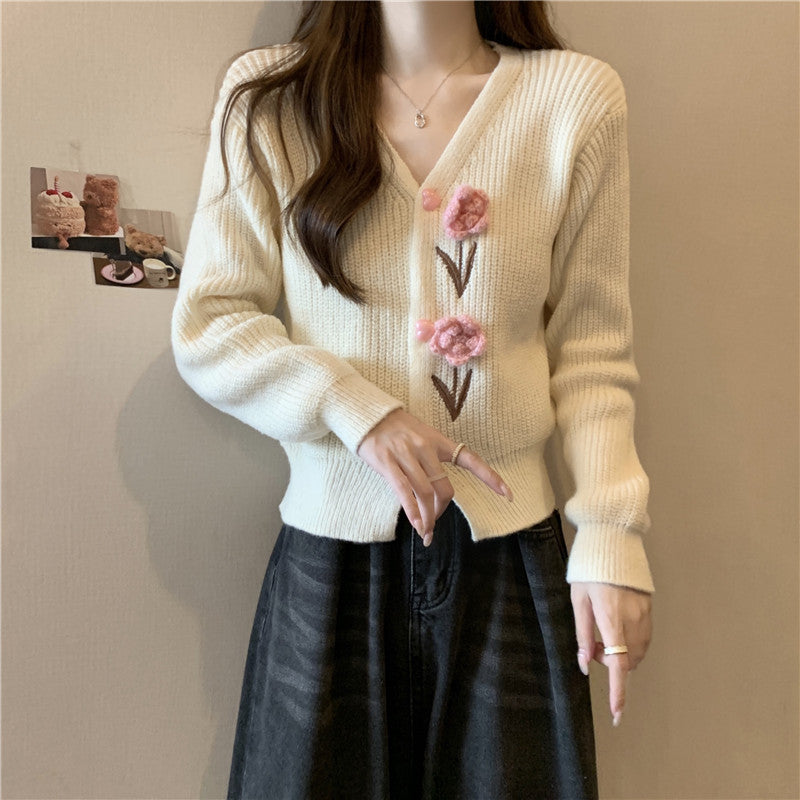 Knitted women’s jacket with floral appliqués Lune London