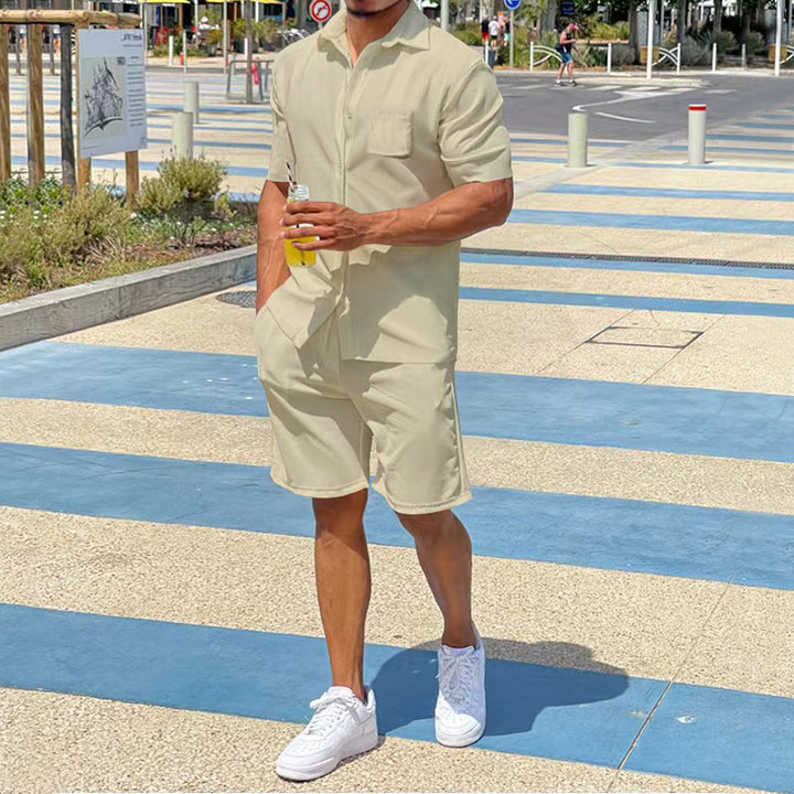 Casual short-sleeved set for men in high-quality material with practical pockets Lune London