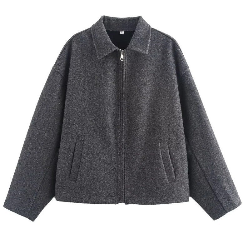 Lune London short elegant jacket for women in soft material with oversized cuts