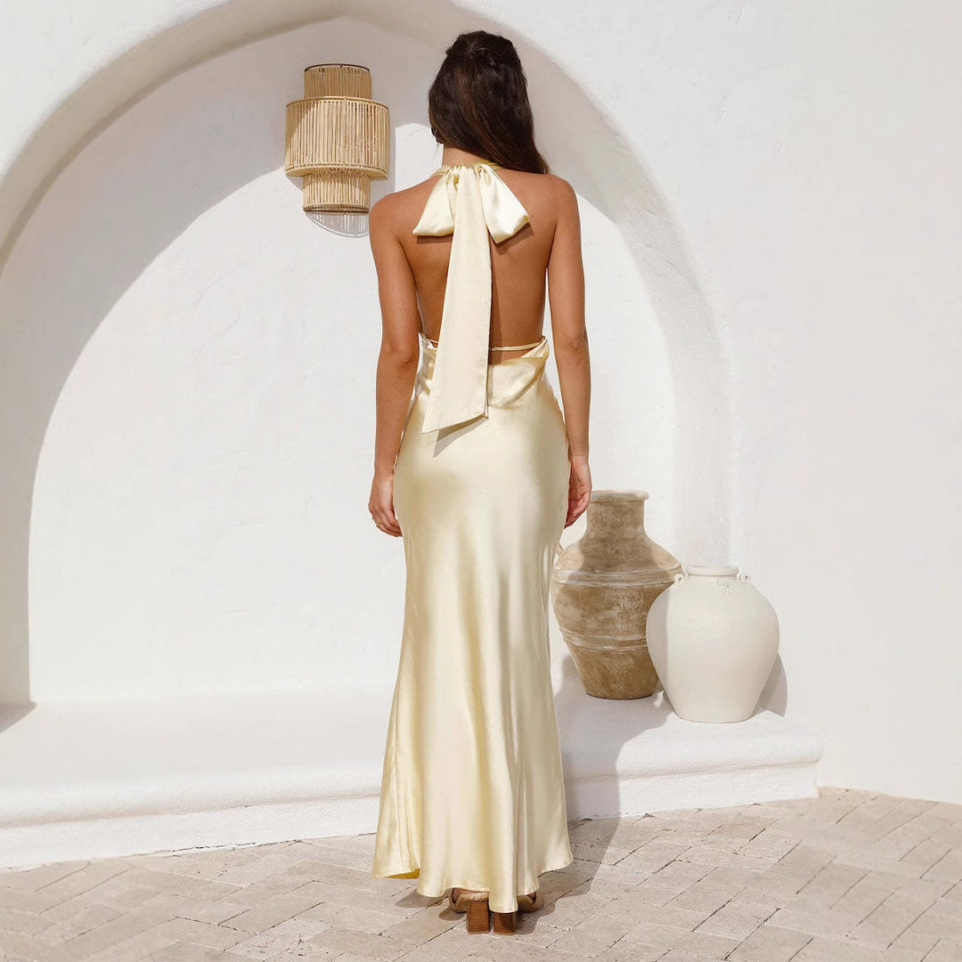Elegant satin maxi dress for women with a deep V-neck and flared cut Chic & Stil