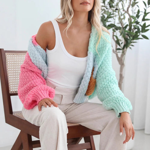 Comfortable knitted sweater for women with oversized sleeves and a combination of colors Lune London