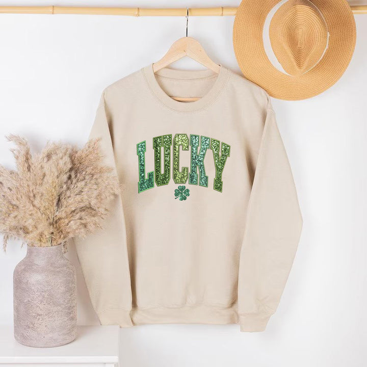 Sweatshirt décontracté pour femmes avec lettrage étincelant et motif de trèfle Chic & Stil