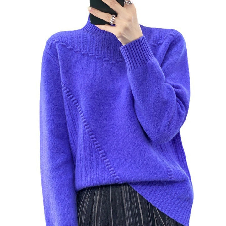 Ladies elegant and comfortable knitted sweater with unique design Chic und Style