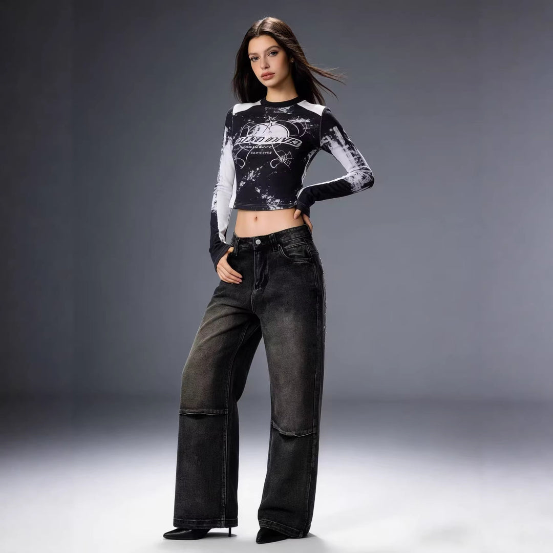 Women's flared jeans with wide leg and trendy wash effects Lune London