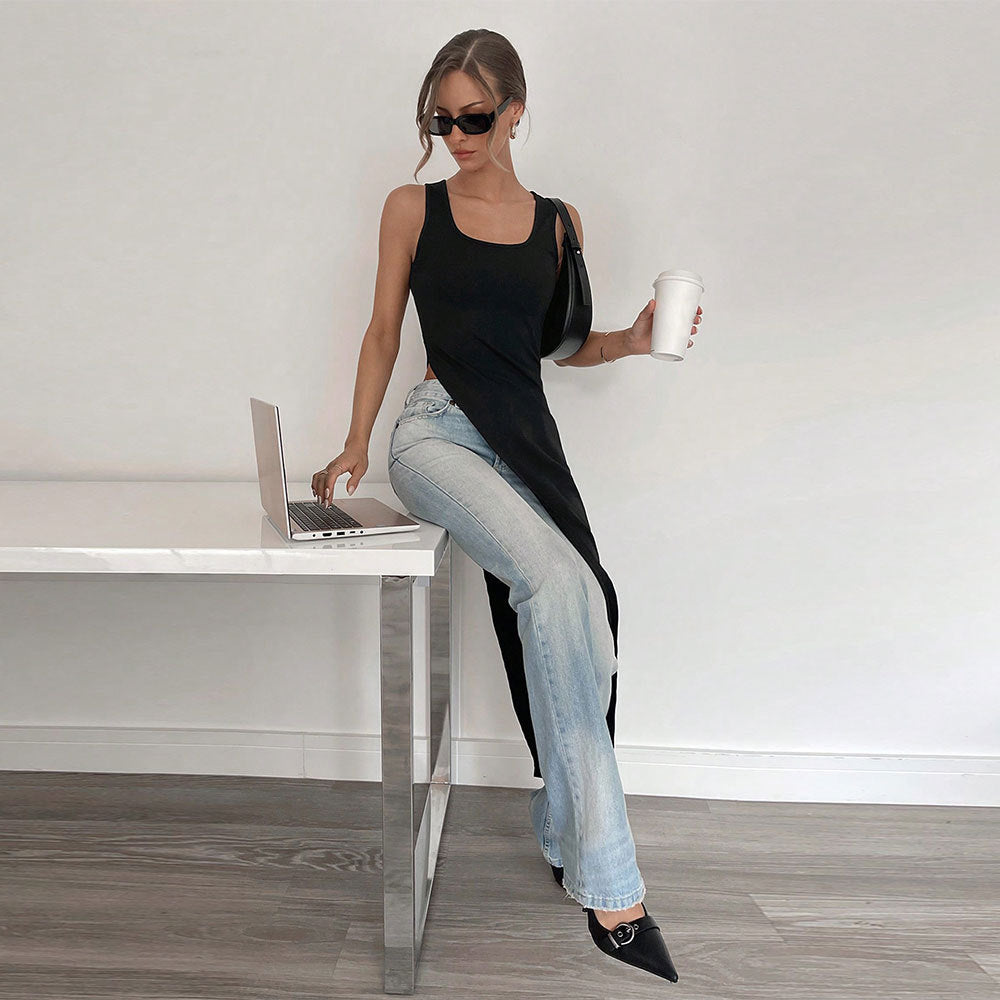 Asymmetrical maxi dress for women with deep round neckline and flowy cut Chic & Stil
