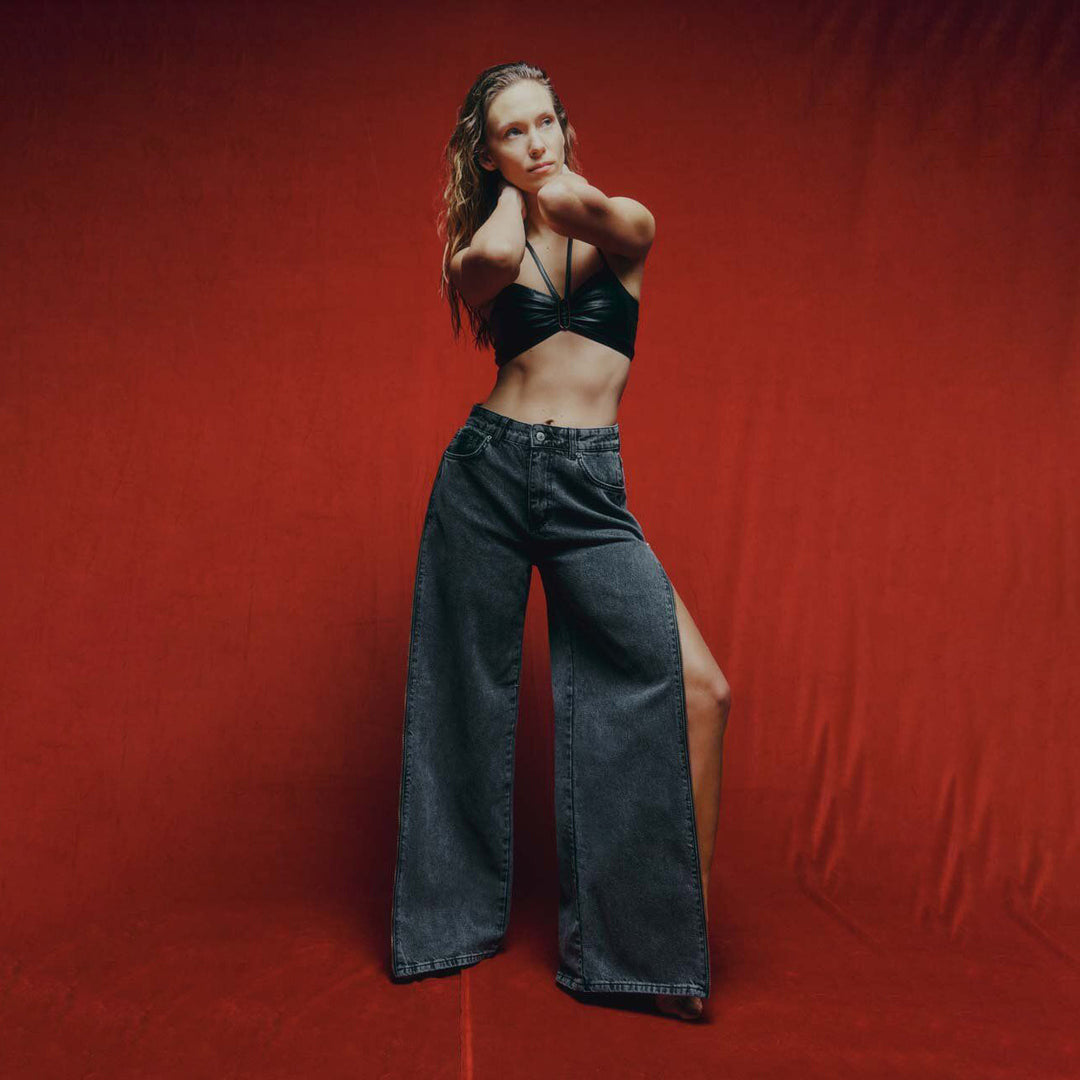 Casual high-waisted jeans for women in vintage style Lune London
