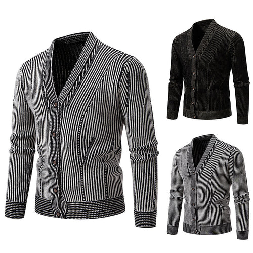 Elegant knitted jacket for men with V-neck and fine cable pattern Lune London