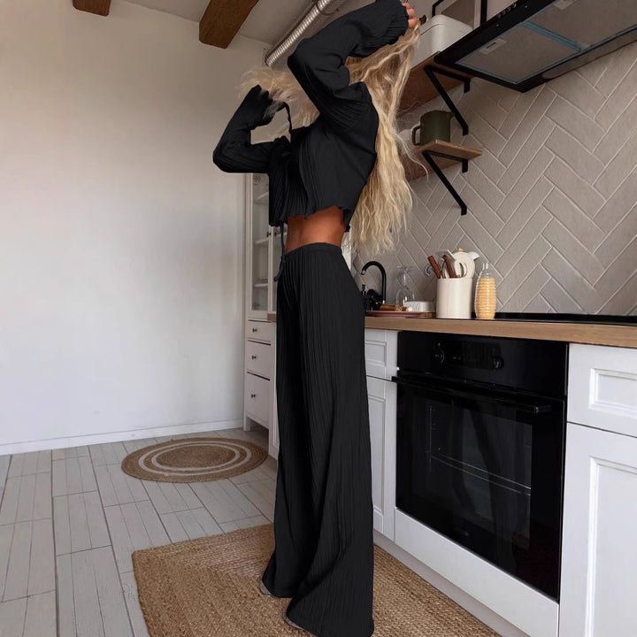 Casual knitted outfit for women with adjustable drawstring Lune London