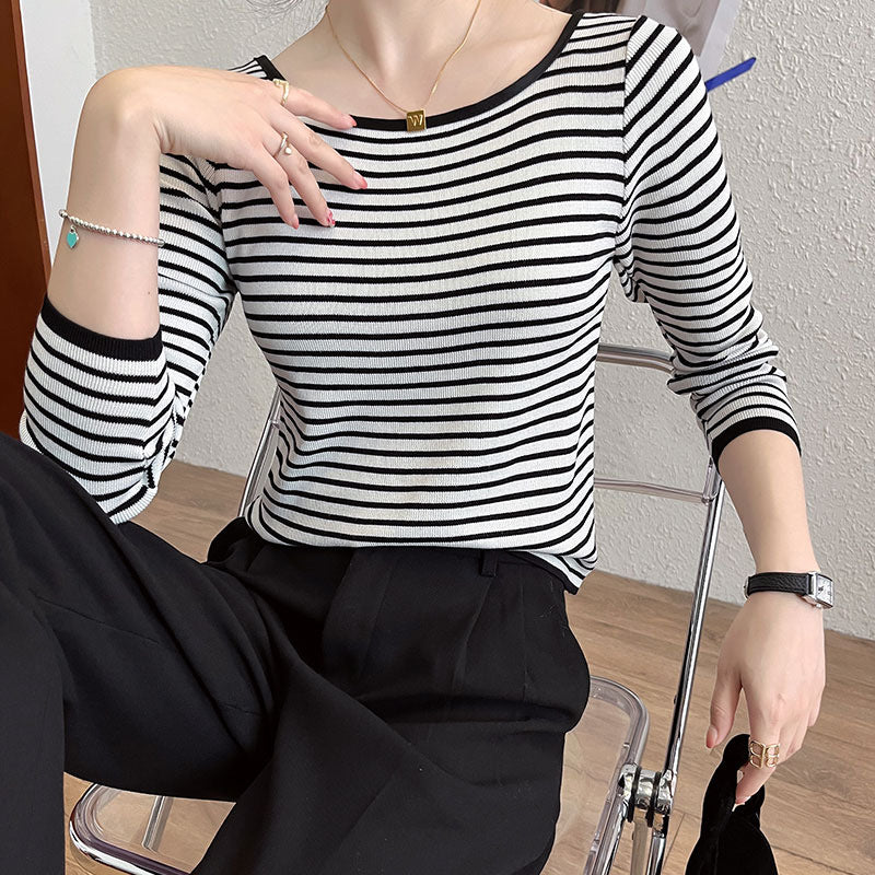 Women's long-sleeve shirt with maritime striped pattern and wide round neckline Chic & Stil