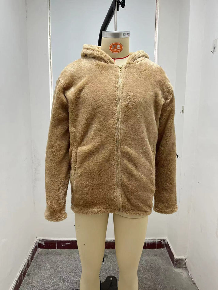 Comfortable fleece jacket for men with a large hood and zipper Lune London