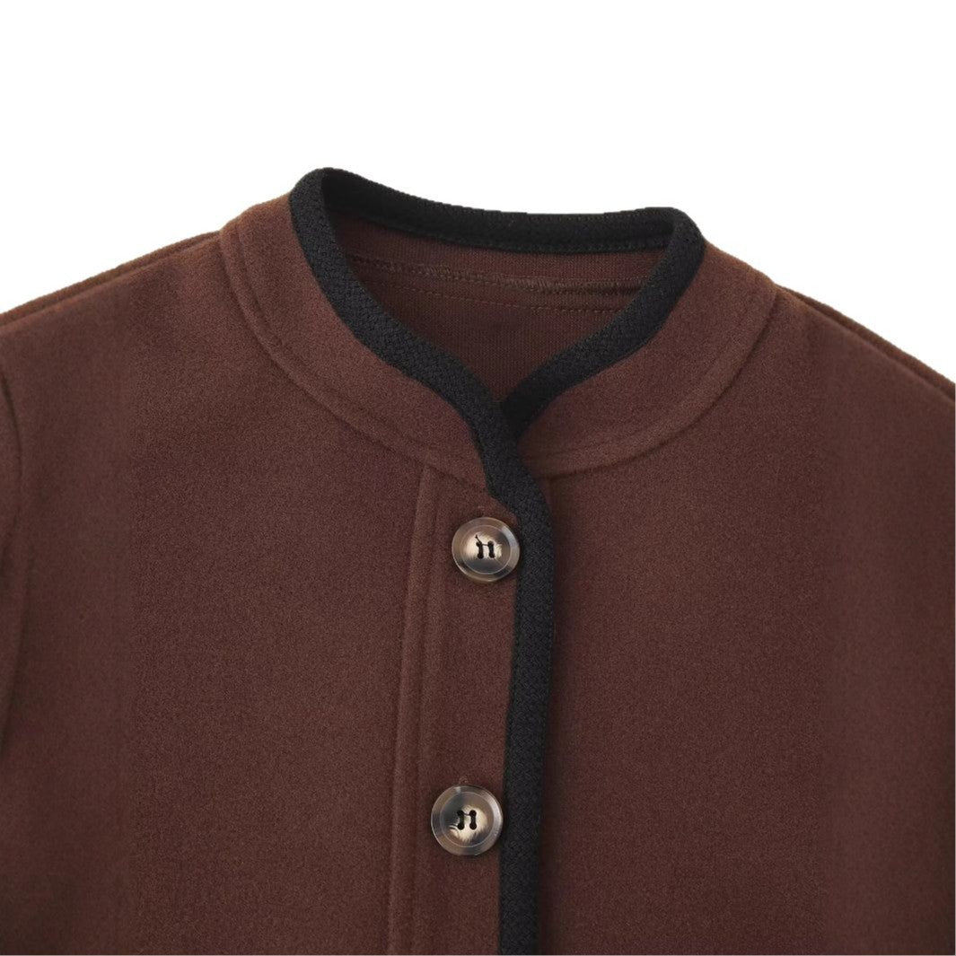 Elegant blazer jacket for women made of high-quality material with button closure Lune London