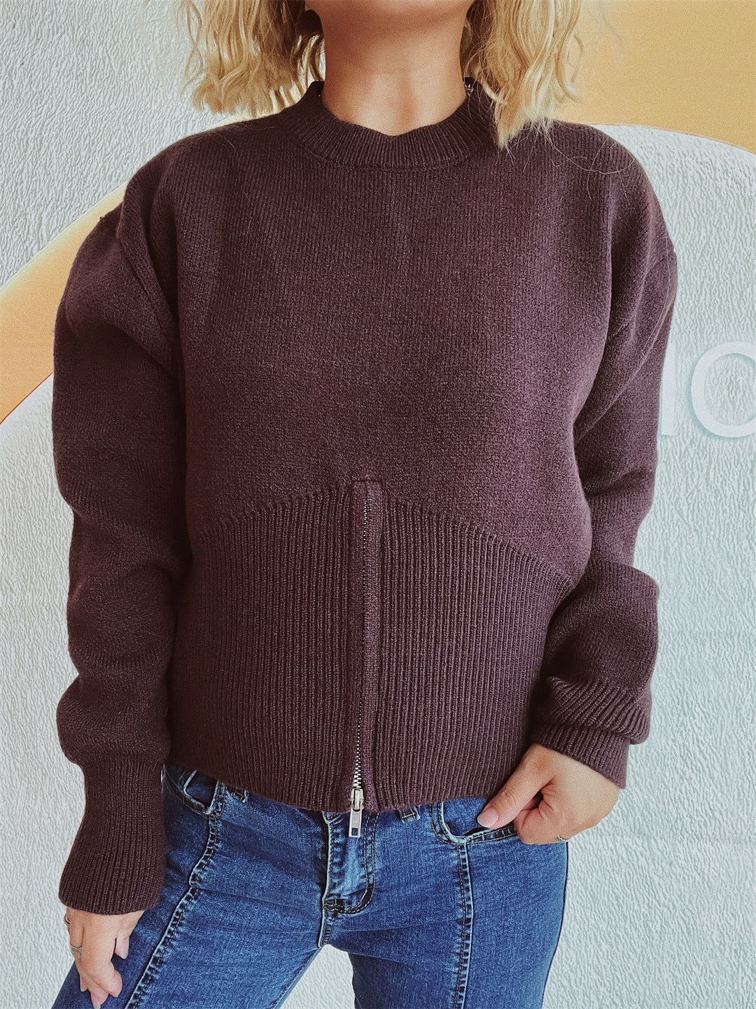 Pull femme mode avec fermeture éclair texturée et coupe décontractée Chic & Stil