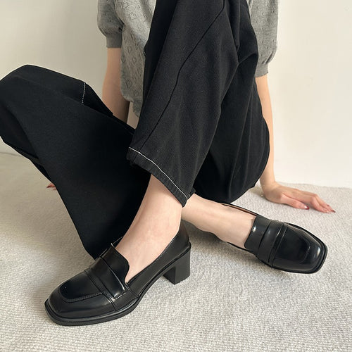 Women elegant block heel loafers with a shiny upper material and a comfortable insole Lune London