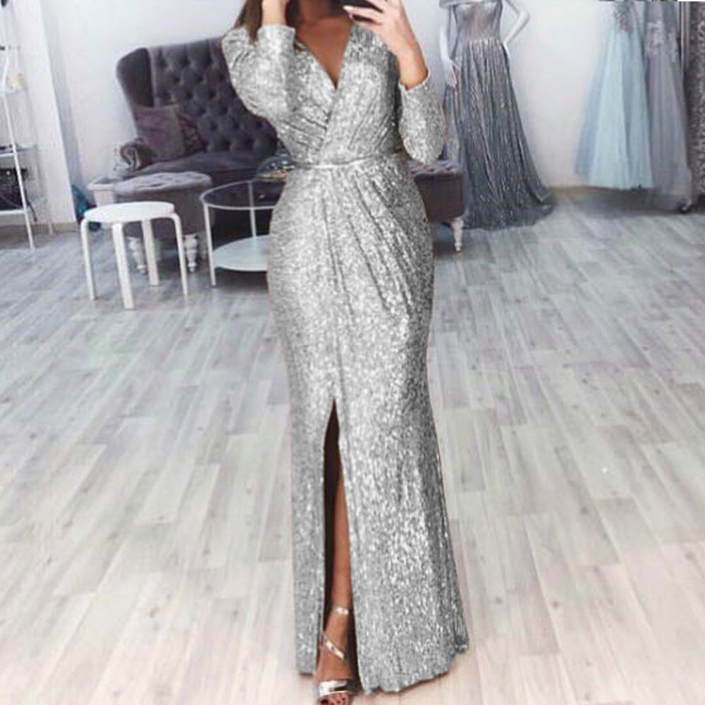 Robe de soirée longue pour femmes avec un design élégant enveloppant et une fente Chic & Stil