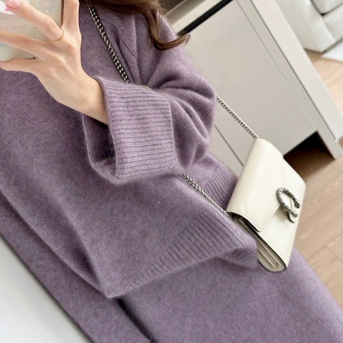 Pull en maille épaisse pour femmes avec une coupe décontractée et un col montant sophistiqué Chic & Stil