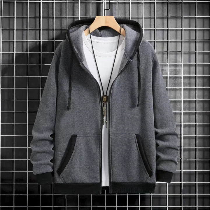 Men's comfortable hooded sweatshirt with zipper and handy pockets Lune London