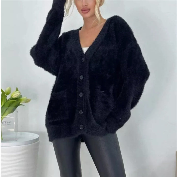 Ladies Plush Cardigan with Large Pockets and Relaxed Fit Lune London