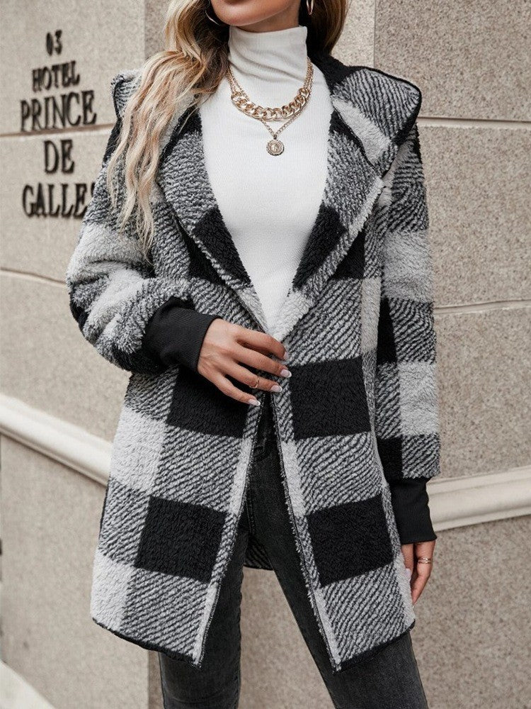 Ladies Oversized Houndstooth Pattern Coat Lune London