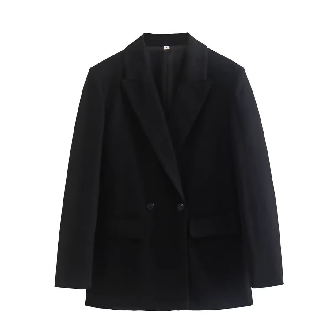 Stylish blazer jacket for women with double-breasted design and wide lapels Lune London
