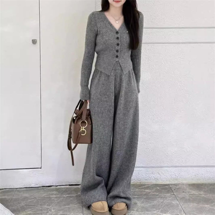 Combinaison tricotée pour femmes avec détails en boutons et coupe décontractée Chic & Stil