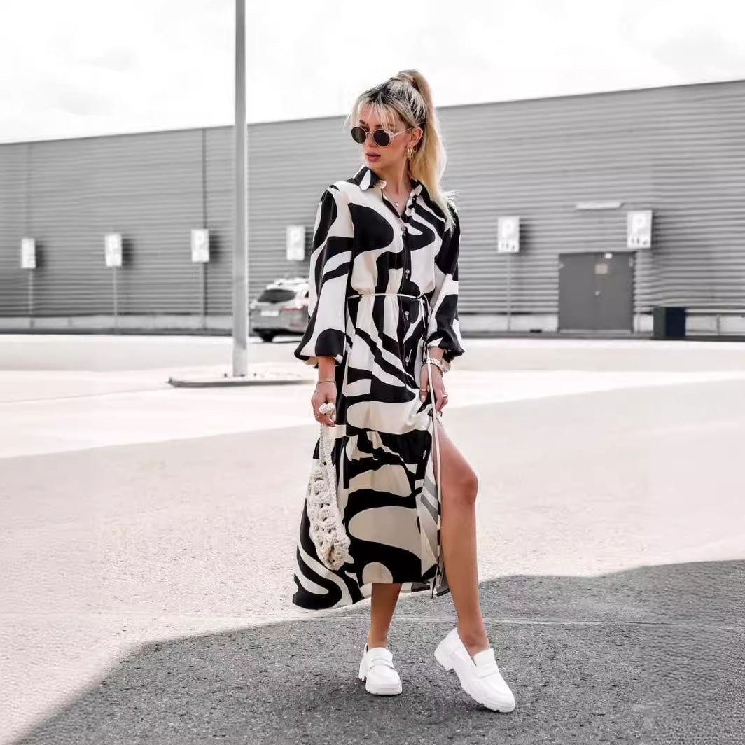 Shirt dress for women with graphic pattern and waist belt Chic & Stil