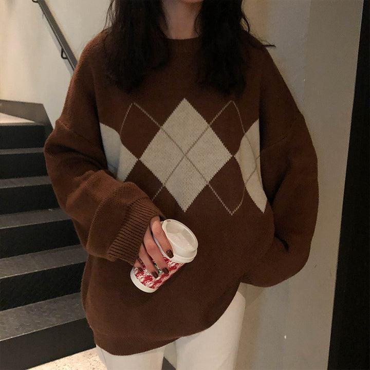 Thick knit sweater for women with a modern check pattern and an oversized relaxed fit Lune London