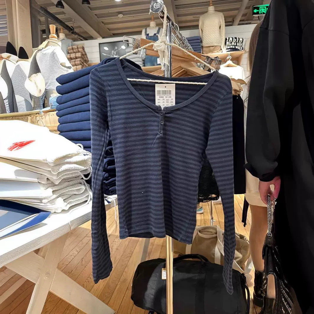 Chemise Henley à manches longues pour femmes avec fines rayures Chic & Stil