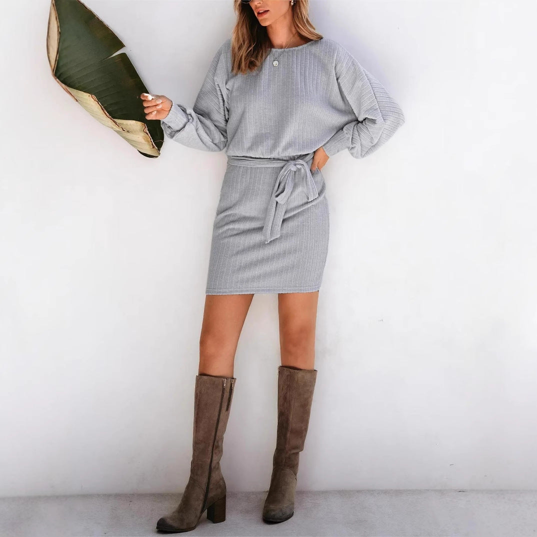 Elegant sweater dress for women with ribbed texture and belt Lune London
