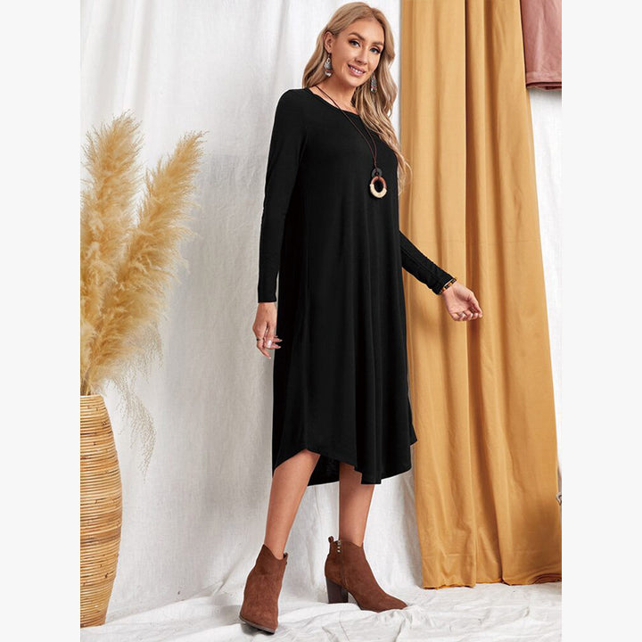 Casual long dress with long sleeves for women with practical pockets Lune London