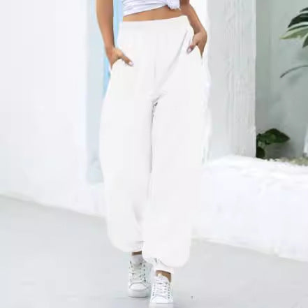 Casual pants for women with elastic waistband and side pockets Lune London