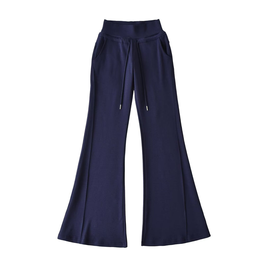 Women’s flared lounge pants with a high waist and practical side pockets Lune London
