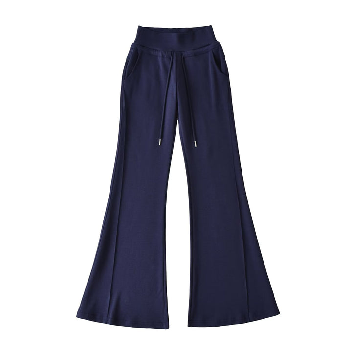 Women’s flared lounge pants with a high waist and practical side pockets Lune London