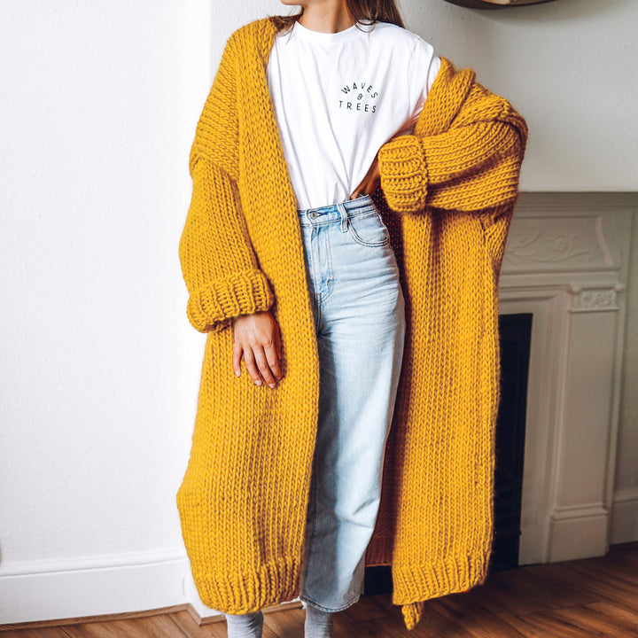 Ladies Thick Knit Cardigan with Long Sleeves Lune London