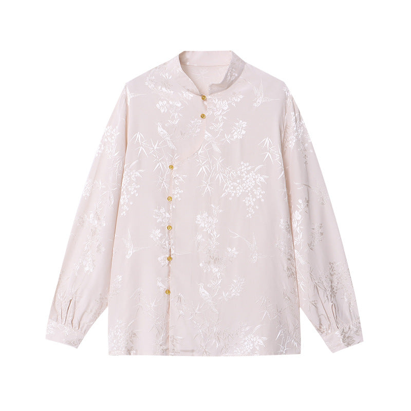 Ladies blouse with floral embroidery and refined button details Chic & Stil